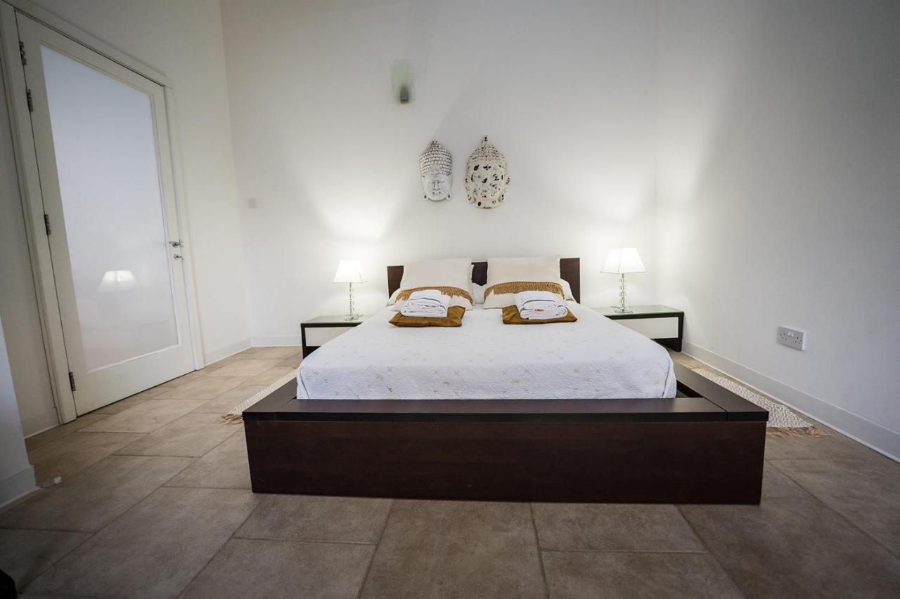 Villa Buddha Zurrieq エクステリア 写真